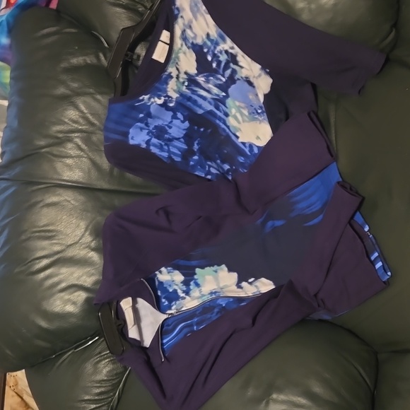 Weekends by Chico's Duoset "Floral Watercolor" in Cools - Picture 11 of 11